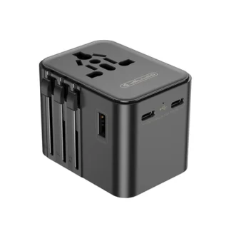 JELLICO universal travel adapter S9 PD 2xUSB-C + 1xUSB 3.4A Max 2500W Black