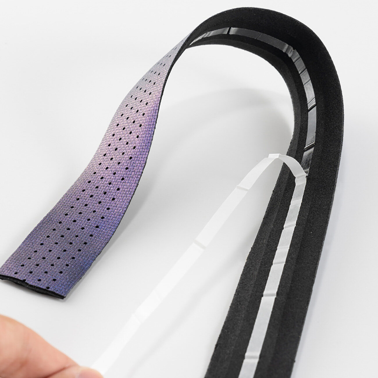 Rockbros Handlebar Tape Perforated Silicone with Chameleon Effect - Purple - imagine 3