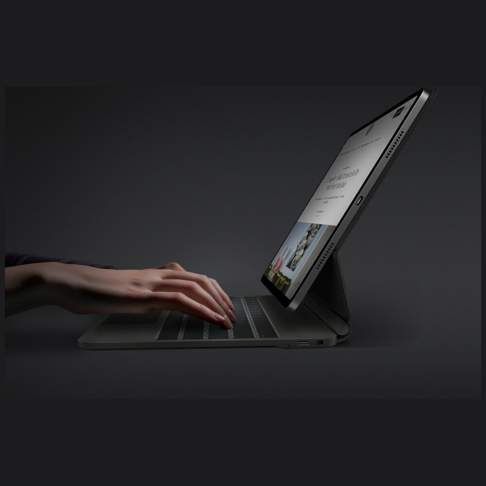 Uniq Venno Pro Magnetic Smart Case with Keyboard for iPad Pro 11" (2024/2025) - Black - imagine 6